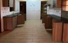 1 Bed Apartment with En Suite in Kilimani - 4
