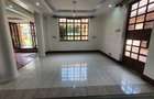 5 Bed House with En Suite in Runda - 3