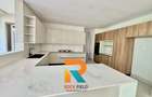 5 Bed Townhouse with En Suite at Grevillea Groove. - 2