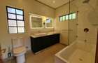 4 Bed House with En Suite at Lavington - 17