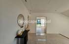 5 Bed House with En Suite in Runda - 17