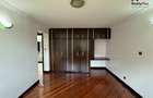 6 Bed Villa with En Suite in Runda - 11