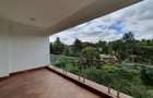 3 Bed Apartment with En Suite at The Colosseum - 4
