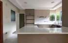 4 Bed Townhouse with En Suite in Runda - 6