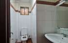 1 Bed Apartment with En Suite at Kilimani - 9