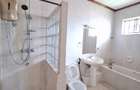 4 Bed Apartment with En Suite at Riverside Drive - 6
