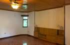 5 Bed Townhouse with En Suite in Runda - 3