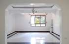 7 Bed House with En Suite at Hillcrest Road - 4