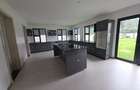 6 Bed Villa with En Suite in Runda - 10