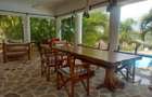 4 Bed Villa with En Suite at Bofa - 5