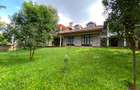 5 Bed House with En Suite in Runda - 1