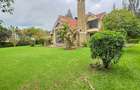 5 Bed Townhouse with En Suite at Karen Miotoni - 2