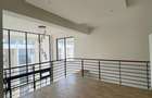 4 Bed Apartment with En Suite at Riverside Drive - 15