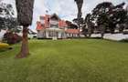 5 Bed House with En Suite in Runda - 17