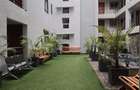 Serviced 2 Bed Apartment with En Suite at Four Ways Drive - 8