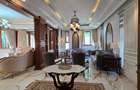 6 Bed Villa with En Suite in Lavington - 4
