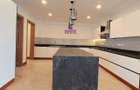 4 Bed Apartment with En Suite at City Park Drive - 7