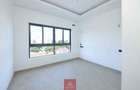 2 Bed Apartment with En Suite at Valley Arcade - 3