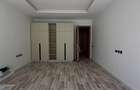 5 Bed Townhouse with En Suite in Lavington - 9