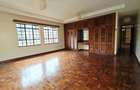 5 Bed House with En Suite in Runda - 32