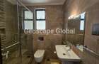 5 Bed Townhouse with En Suite in Lavington - 6