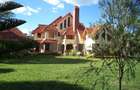 5 Bed House with En Suite at Mimosa Drive - 6