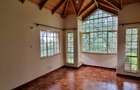 5 Bed Townhouse with En Suite at Lone Tree - 12