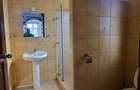 5 Bed Townhouse with En Suite in Rosslyn - 8