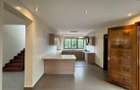 5 Bed Townhouse with Garden in Lavington - 7