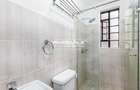 2 Bed Apartment with En Suite in Brookside - 8