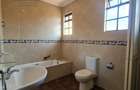 3 Bed Apartment with En Suite at Riverside Drive - 17