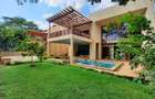 5 Bed Townhouse with En Suite in Lavington - 1
