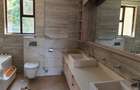 5 Bed Townhouse with En Suite at Lavington Green - 15