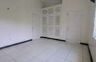 4 Bed House with Swimming Pool at Links Road - 7
