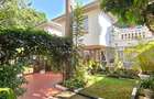 4 Bed Townhouse with En Suite at Valley Arcade - 5
