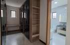 6 Bed Townhouse with En Suite in Lavington - 10