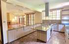 4 Bed Townhouse with En Suite at Rossylin Lone Tree - 8