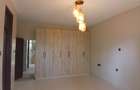 5 Bed House in Garden Estate - 16