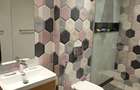 4 Bed Apartment with En Suite in Parklands - 8