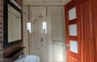 5 Bed Townhouse with En Suite at Convent Drive - 6
