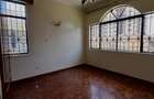 3 Bed Apartment with Staff Quarters in Kilimani - 9