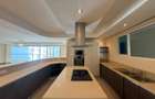 3 Bed Apartment with En Suite in Riverside - 2