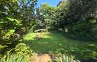 4 Bed House with En Suite at Loresho Road - 2