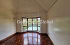 5 Bed House with En Suite in Runda - 3