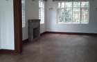5 Bed House with En Suite at Rosslyn - 6