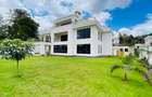 5 Bed Villa with En Suite in Loresho - 1