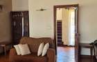 4 Bed Villa with En Suite in Windsor - 8