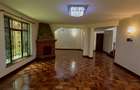 5 Bed Villa with En Suite in Lavington - 11