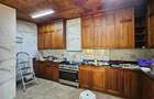 6 Bed Villa with En Suite in Lavington - 18