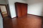 3 Bed Apartment with Swimming Pool in Hurlingham - 5